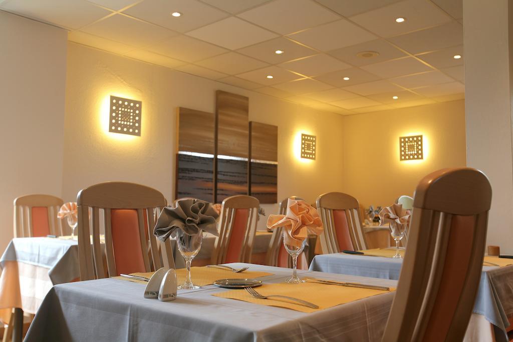 Hotel Le Relais Des Champs Eugenie-les-Bains Buitenkant foto